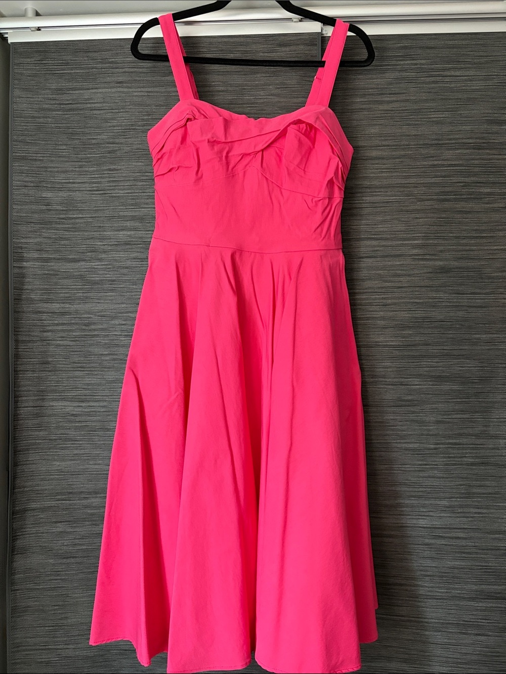 JAWBREAKER SWING DRESS IN HOT PINK - VIXEN BY MICHELINE PITT - Picture 1 of 5